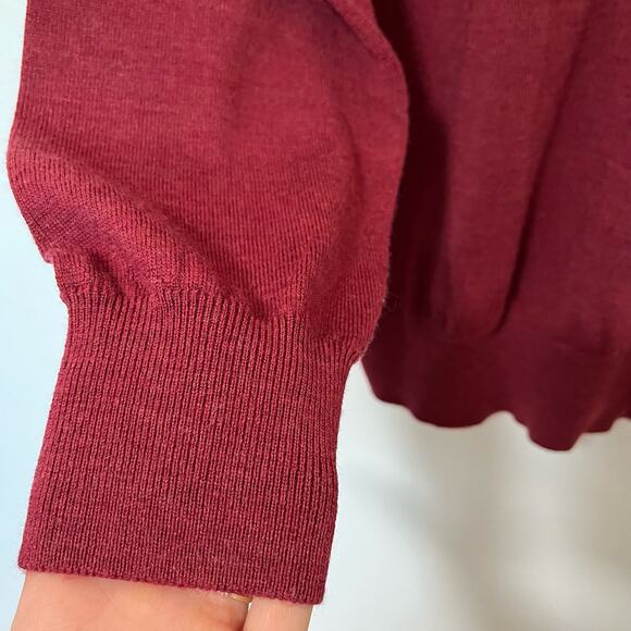 Orvis Mens V Neck Merino Wool Sweater Size L Burgundy Preppy Grandpa Layers - Picture 3 of 6